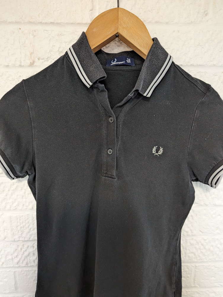 Fred Perry Polo Shirt - Size 10 - Black & White - Pique Cotton - P2P 16" - Picture 6 of 7